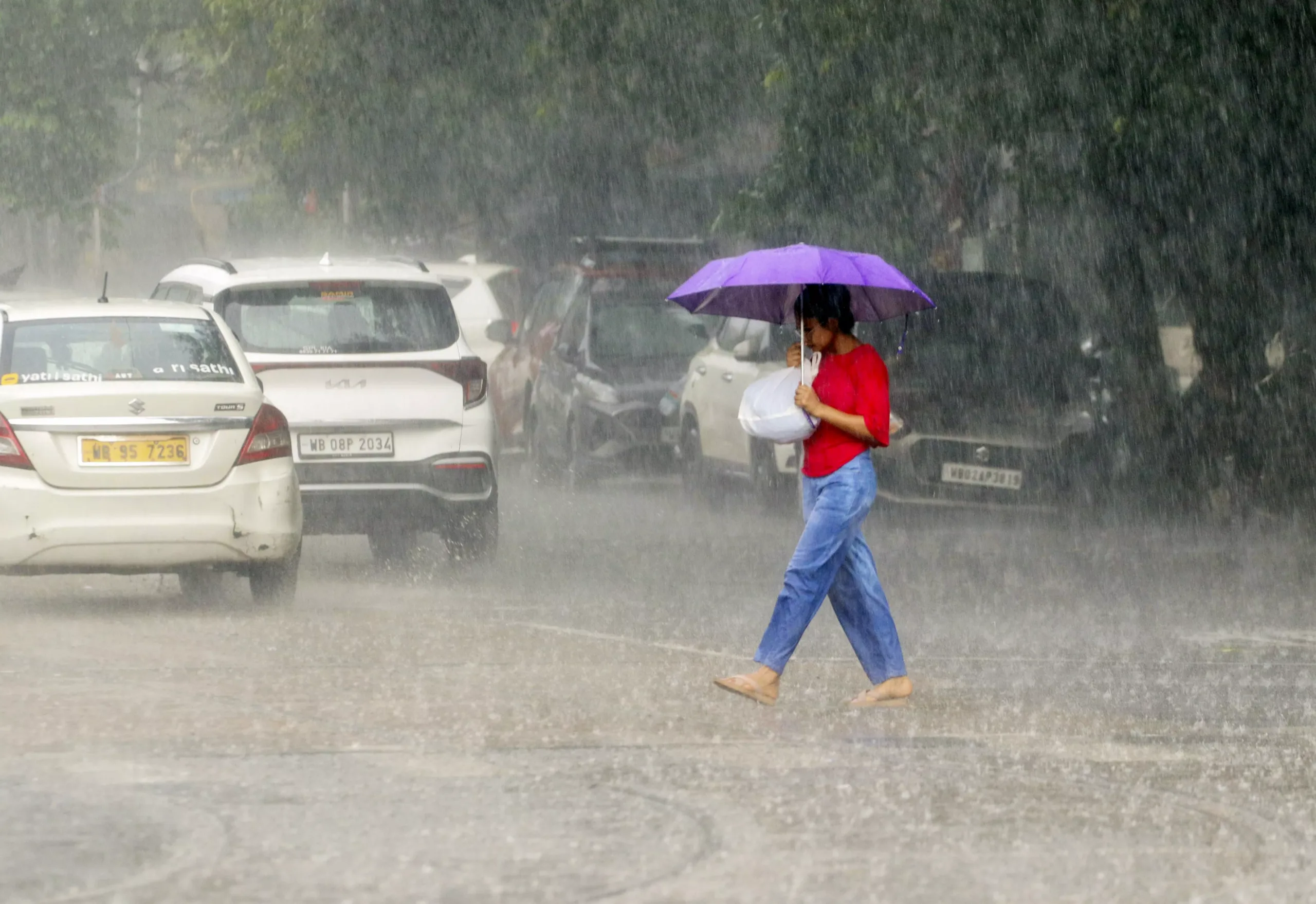 Kolkata rain alert: Will thunderstorms continue despite low pressure moving west?
