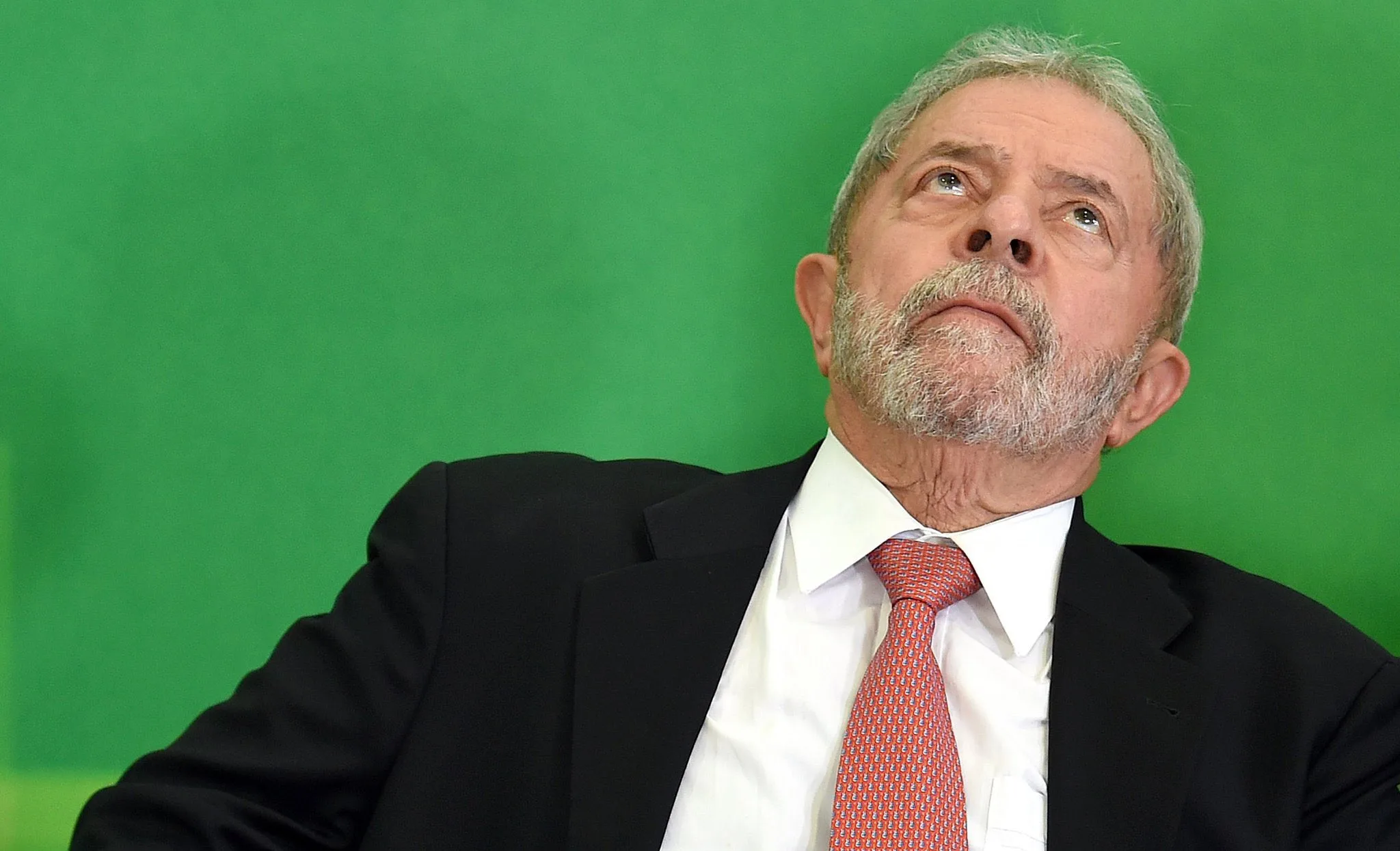 The latest Brazil election numbers leave little room for comfort, with Lula ahead in round one but virtually tied with Flavio Bolsonaro in round two | X (@Hotspotorlando)